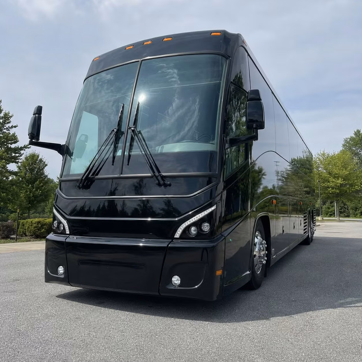 choosing the right bus type for your hamilton government or military transportation mission