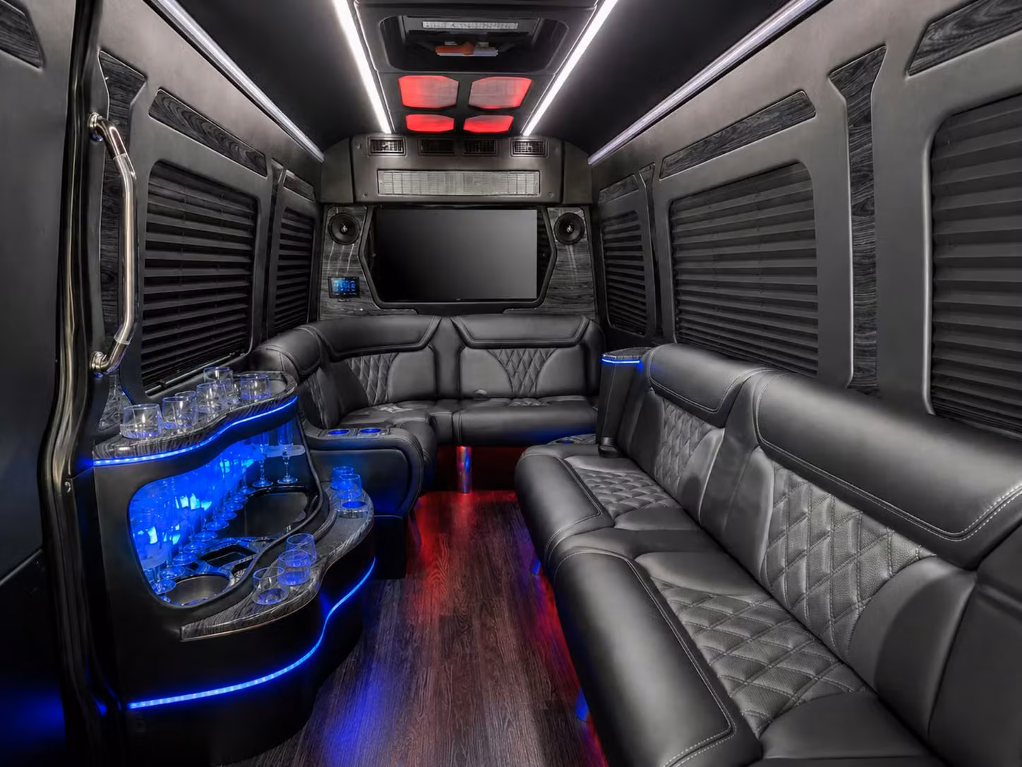 hamilton employers love that charterbusrentalhamiltonnj com isn t limited to just one fleet