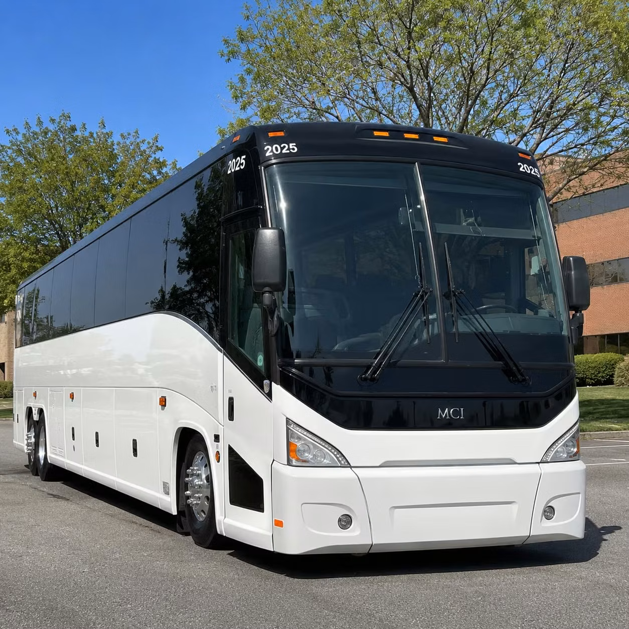pnc bank arts center and amphitheater concert transportation from hamilton